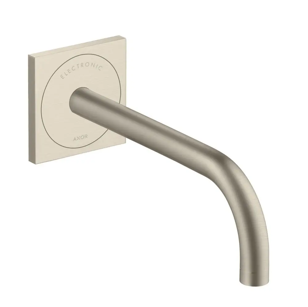 Wasserhahn von AXOR mit gebogenem Auslauf, montiert auf einer quadratischen Wandplatte. Oberfläche in gebürstetem Nickel.